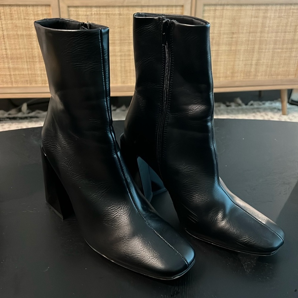 Nasty Gal Black Booties Women’s Size 7